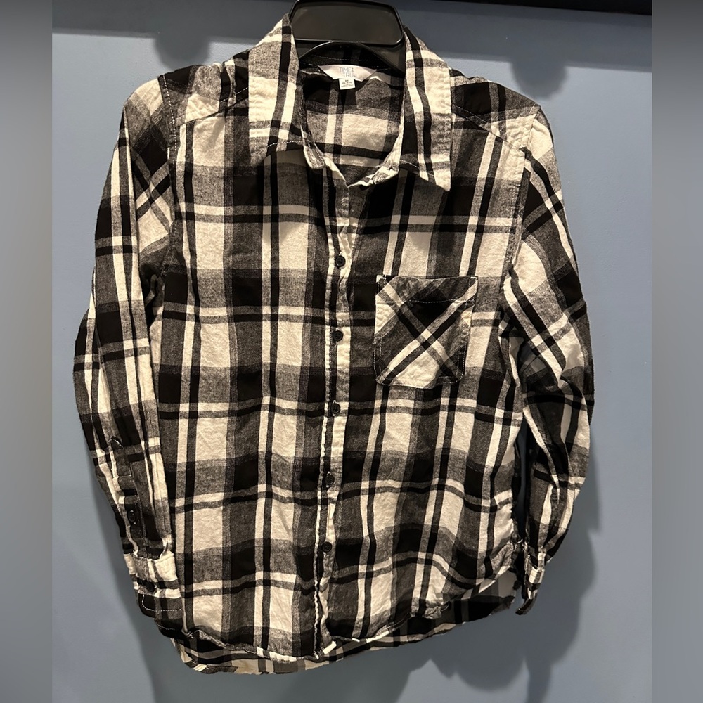 Women's Flannel Black & White Plaid Button Down Shirt M 8-10 Fall Vibes